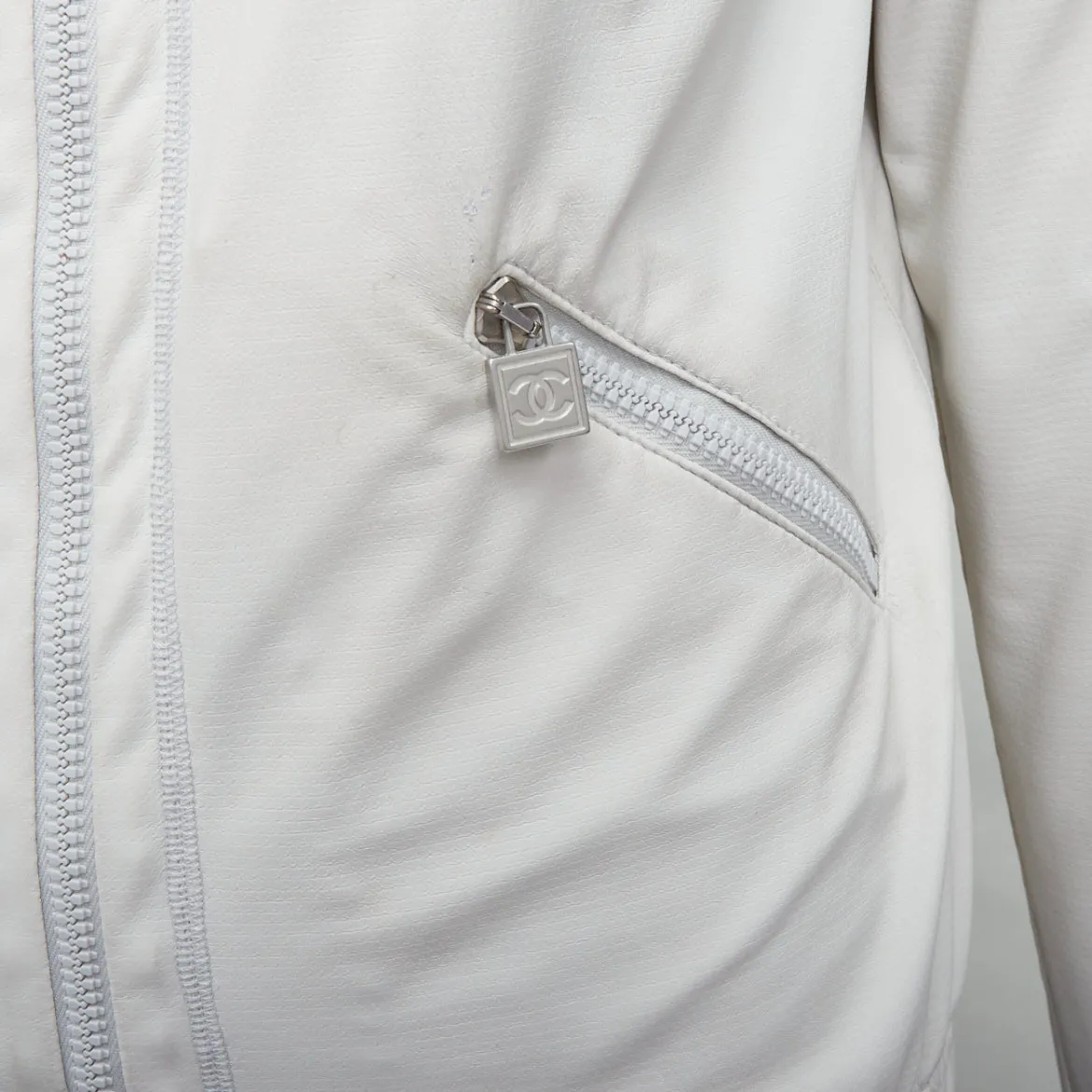 CHANEL Sports 05P light grey CC zip sporty hooded windbreaker jacket FR38 M