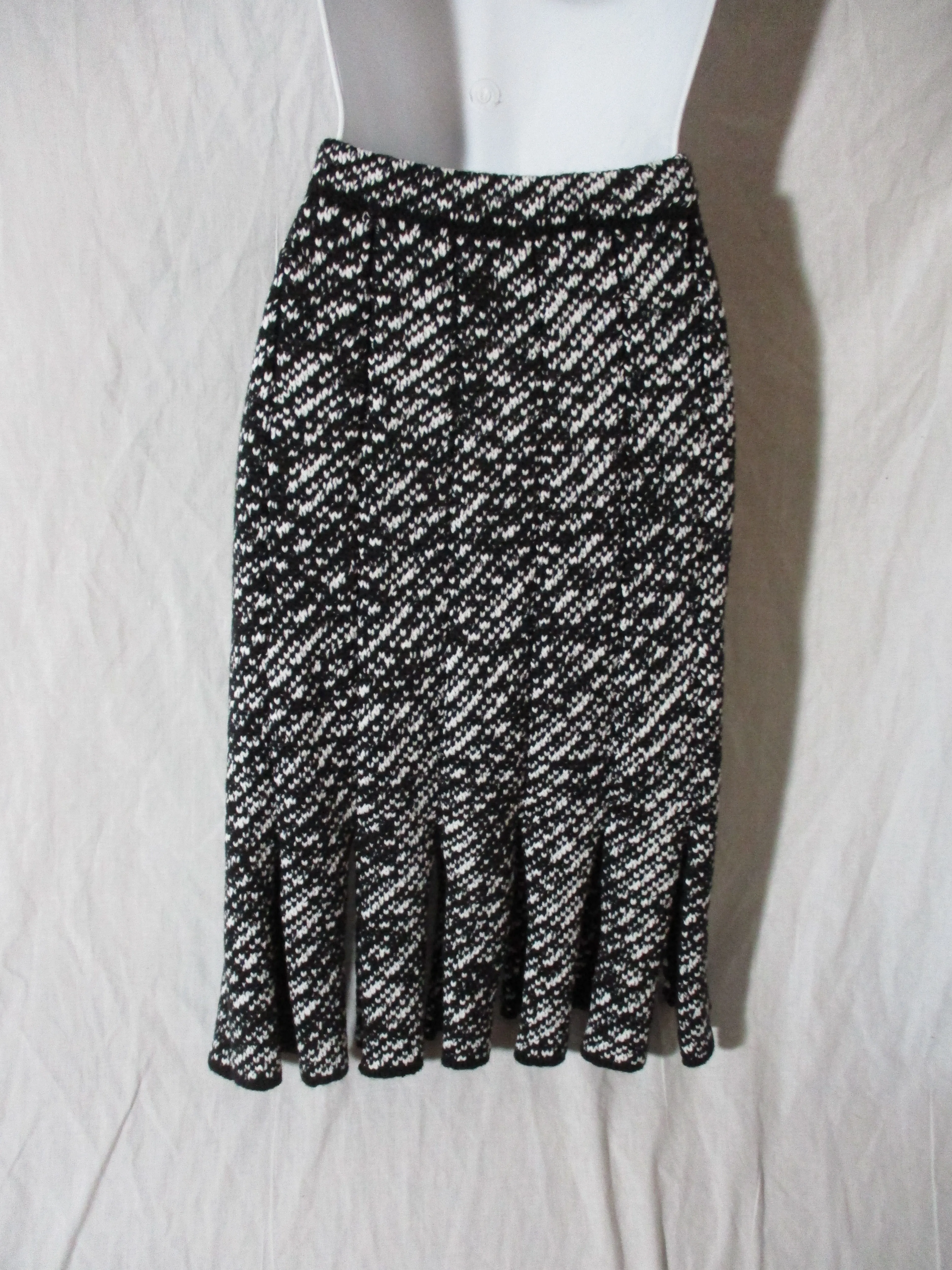 NWT NEW CHRISTIAN DIOR PARIS Wool Cotton SKIRT 38 NOIR BLACK WHITE