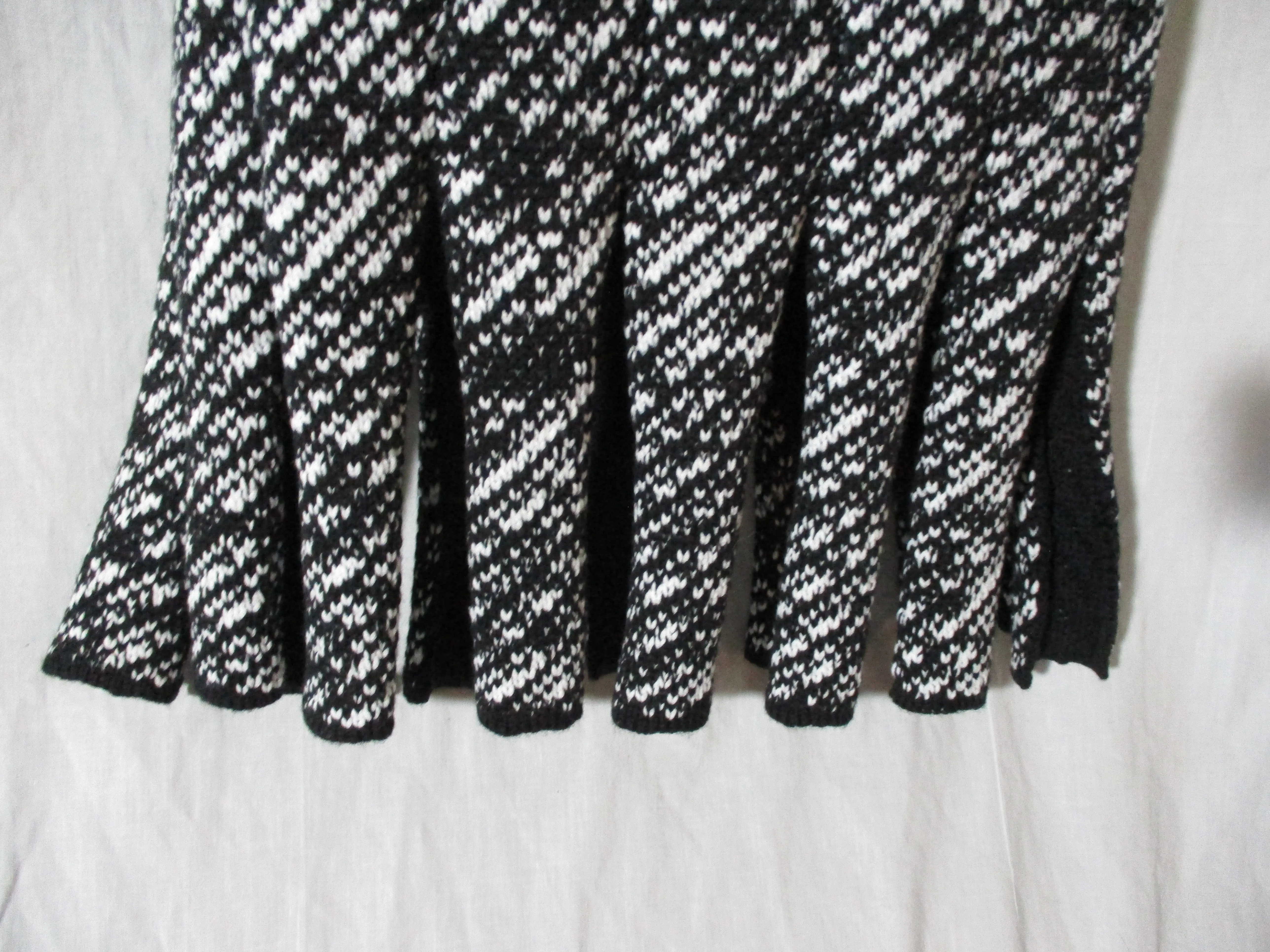 NWT NEW CHRISTIAN DIOR PARIS Wool Cotton SKIRT 38 NOIR BLACK WHITE