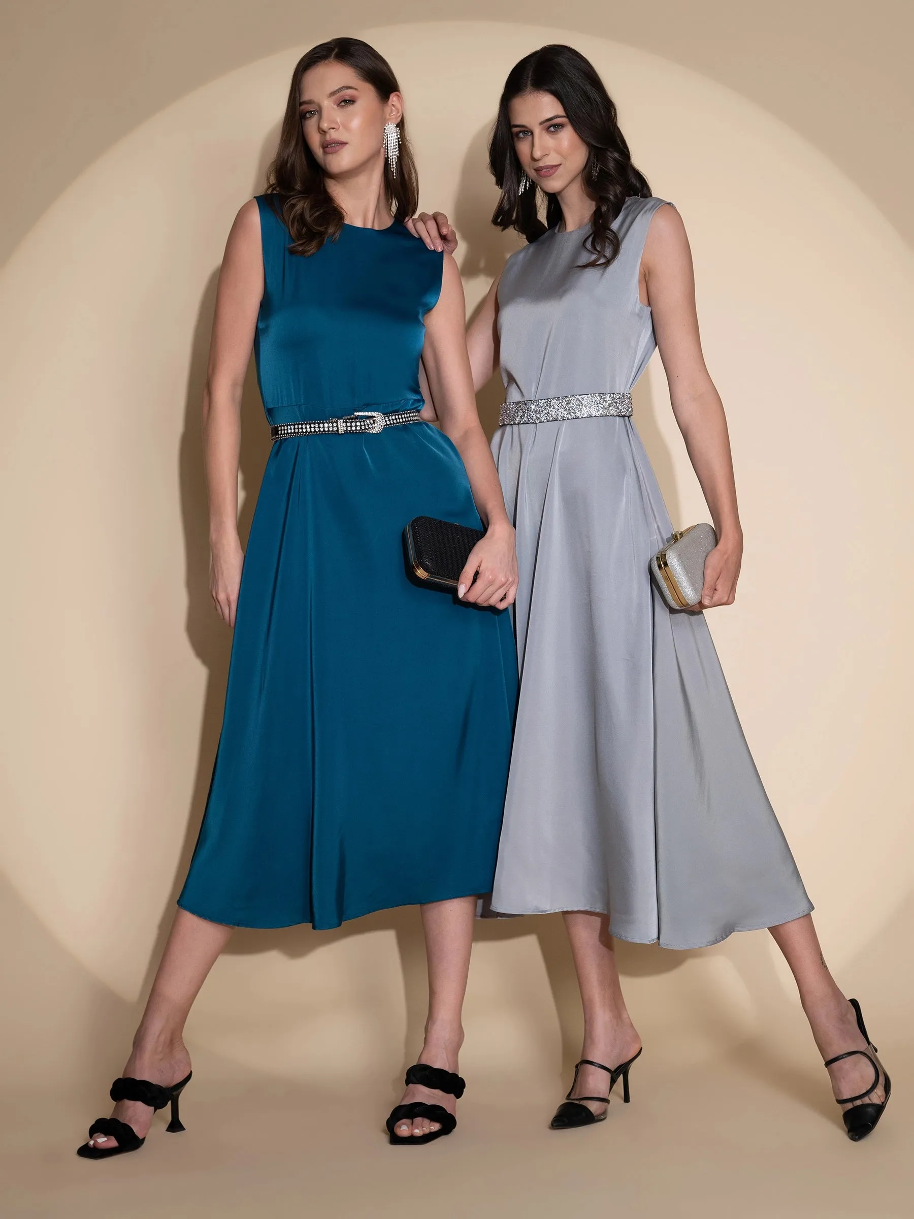 Women Teal Round Neck Sleeveless Dress